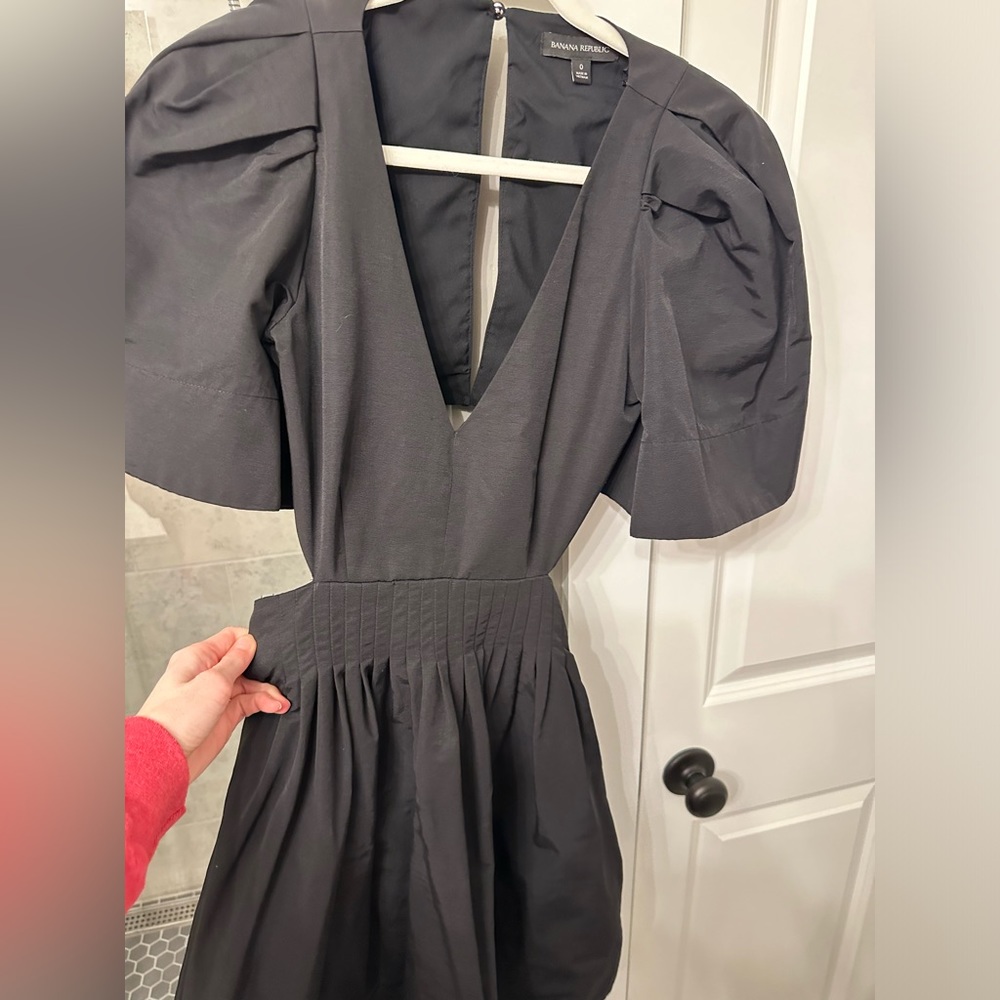 Black cocktail mini dress - size 0